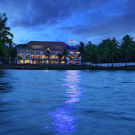 Lake Palace Trivandrum Vettutura Eksteriør billede