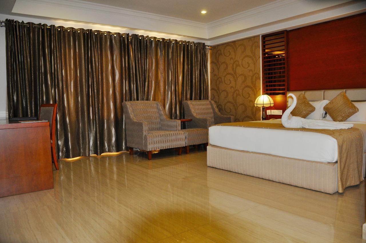 Lake Palace Trivandrum Vettutura Eksteriør billede