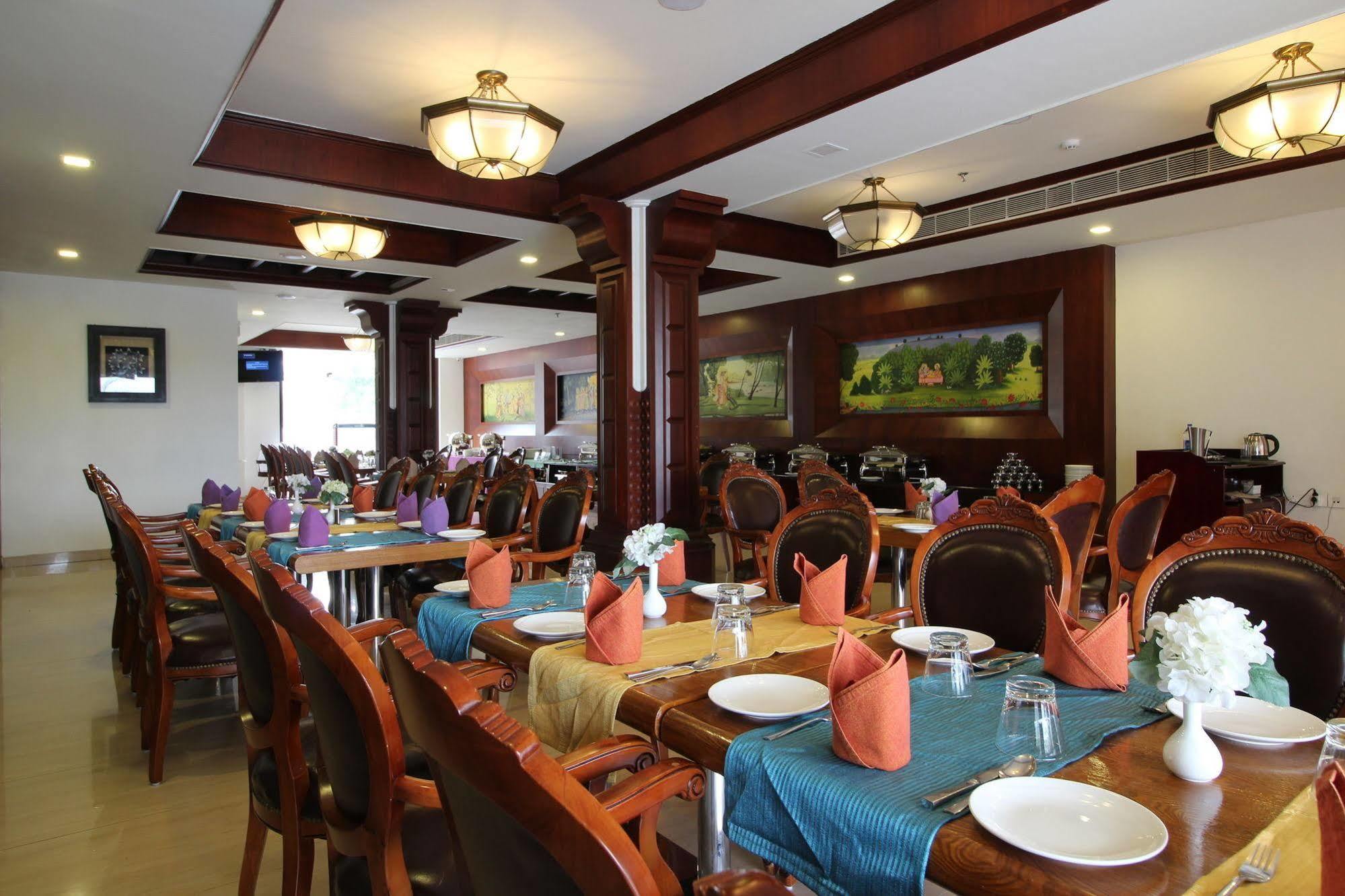 Lake Palace Trivandrum Vettutura Eksteriør billede