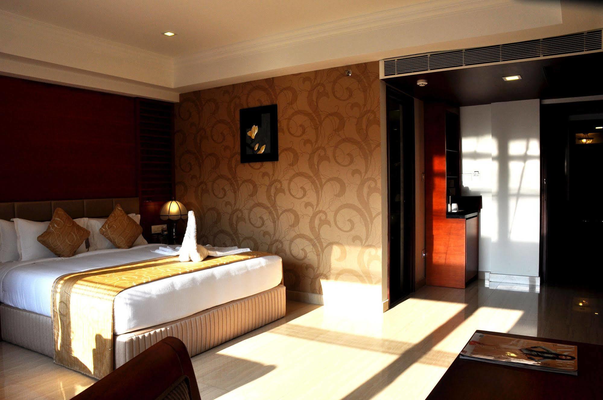 Lake Palace Trivandrum Vettutura Eksteriør billede